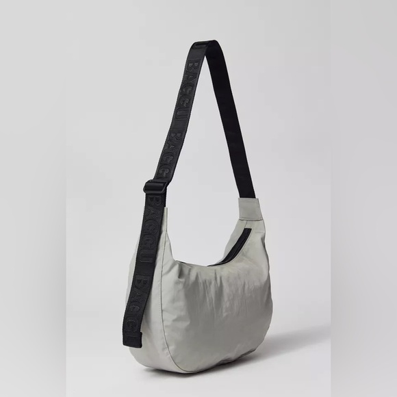 BAGGU X UO Grey Crescent Crossbody Bag - Picture 1 of 5